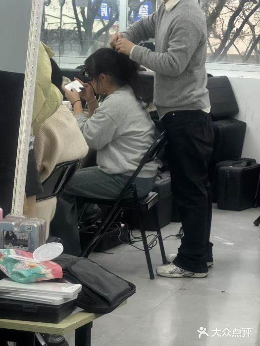 吉田美学化妆美甲摄影培训(丽水校区)图片