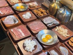 -银米·云南传统过桥米线(双廊黑金冠店)