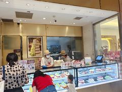 -花花卷卷·鲜食蛋糕(静安久光百货店)