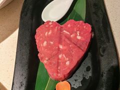 和牛牛油牛肉滑-海底捞火锅鲜切牛肉主题店(长寿路店)