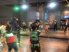 -零下舞度·街舞连锁机构(万科中心店)