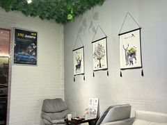 -鲨鱼皮汽车凹陷玻璃修复(静安店)