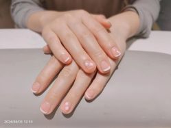 -甲·铺轻奢美甲美睫