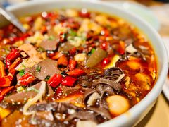 -渝信川菜 · 川味家常菜(财富购物中心店)