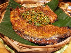 香茅草烤鱼-醉云喃