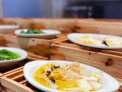 -老乡鸡(上海白玉兰广场店)