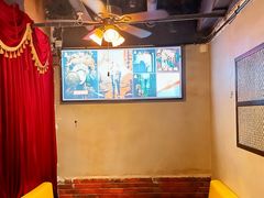-荒岛实景沉浸密室(江汉路1店)