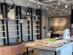 -瑞司视光眼镜·蔡司战略合作眼镜店(新街口店)