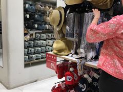 -优衣库(广州天河领展广场店)