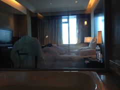 -上海龙之梦万丽酒店