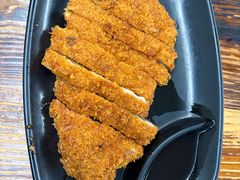 -莱莱小笼·乔艾