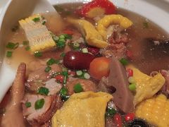 -江城小馆陕南妈妈菜·全球旅行餐厅(钟楼店)