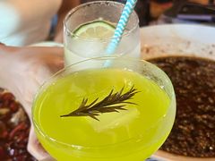 -临界音乐酒馆·小龙虾·江湖菜(华熙LIVE·鱼洞店)