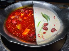 -湊湊火锅·茶憩(新中关购物中心店)