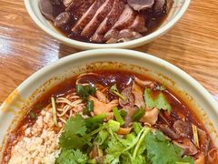 特色招牌鸭杂面-晓马鸭店(新芜路店)