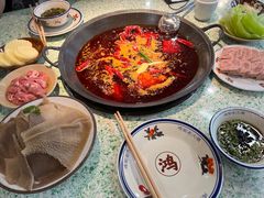 -鸿姐老火锅(疁城新天地店)