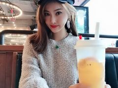 爆灯水果茶-COMMUNE幻师(十亩地店)