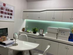 -痘博士昆明·国际祛痘领跑品牌