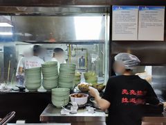 -亮亮面馆(经六路店)