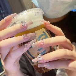 -悦指间美甲美睫