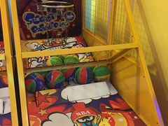 -汤姆熊欢乐世界(红博会展购物广场店)