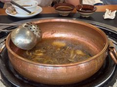 -阿山卓·野生菌火锅·纳西火塘烤肉