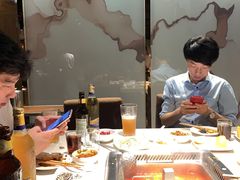 -海底捞火锅鲜切牛肉主题店(长寿路店)