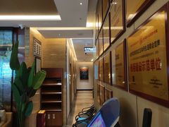 -金色印象·4K影院式足体养生(杨家坪西郊店)