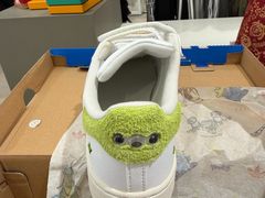 -阿迪达斯(澳门水坑尾街店)