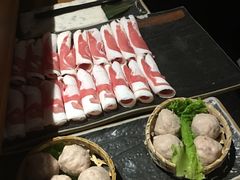 草原羔羊肉-呷哺呷哺 黄金牧场 (新中关购物中心店)
