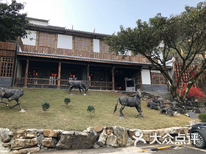 陆派.巴倒烫火锅(南山店)图片 - 第1张