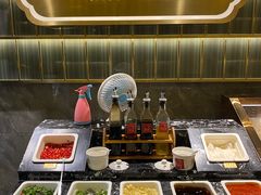 自助调料区-一绪に寿喜烧自助(世茂广场店)
