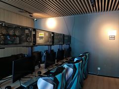 -涨巢·潮玩水疗局