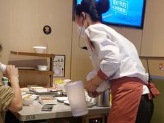 -海底捞火锅(宝龙广场夜宵主题店)