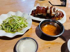 -黄记四更烤乳猪店