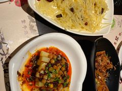 -舌尖上的食缘花园主题餐厅
