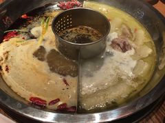-佬土鹅肠火锅(解放路店)