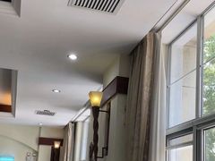 -起士林西餐厅(东经路店)