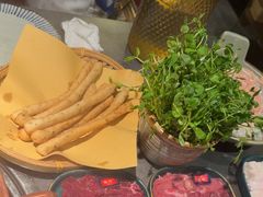 -牛村来人潮汕牛肉火锅(西单店)