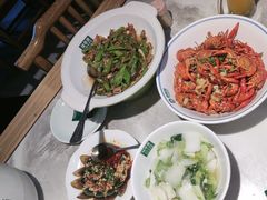 -绿草地·湘菜(酃湖师院店)