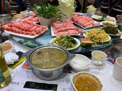 -名都晓荷塘主题火锅(海城街店)