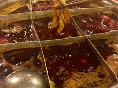 -邓莽子老火锅(中兴路总店)