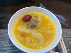 -江上荟·创意中国菜(绿地缤纷城店)