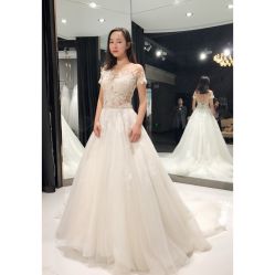 -艾米丽婚纱礼服