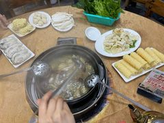 -濠轩阁特色生蚝火锅(水湾路店)