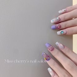 -花系美·美甲美睫精品店
