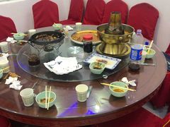 -撒拉人家.酸菜牦牛肉火锅