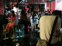-百威KTV(恒福路店)