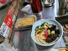 -马路牙子烧烤音乐酒馆(望京店)