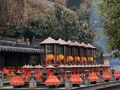 -峨眉山报国寺